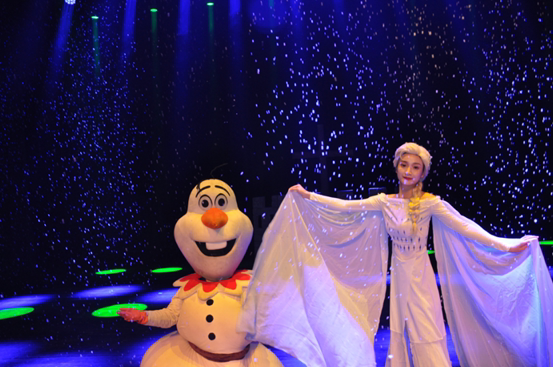 【苏州站】雪景体验式大型魔幻儿童剧《冰雪奇缘之雪宝大冒险》