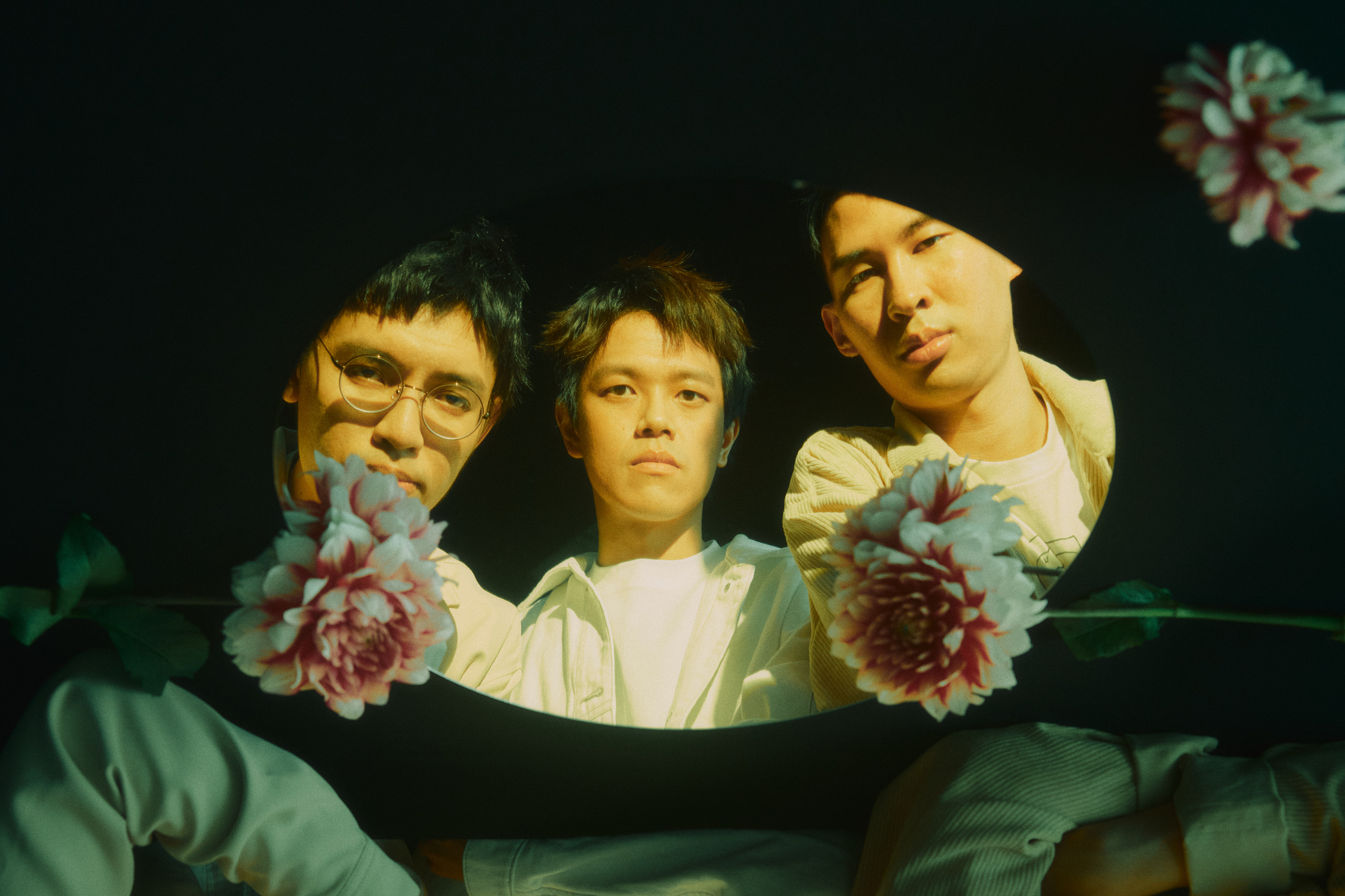 深圳站椅子乐团realloveis2021专场巡回lvh