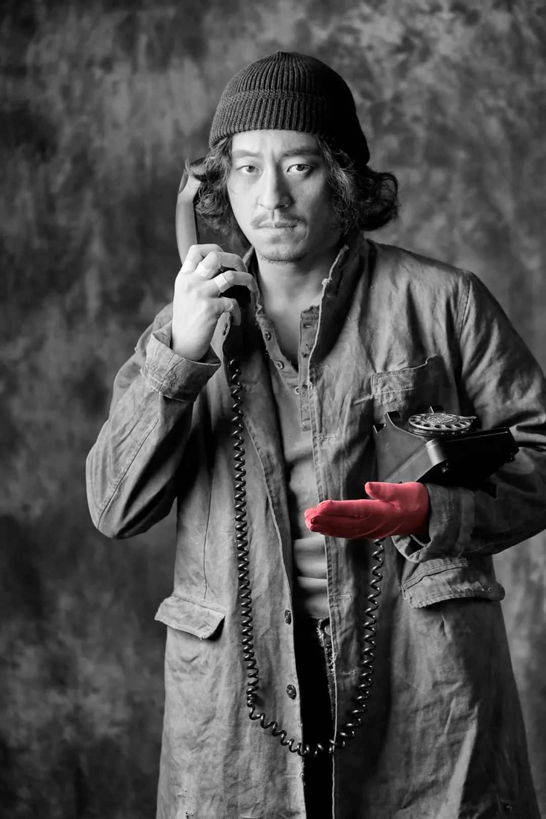 【北京站】「张本煜」话剧《断手斯城》{鼓楼西戏剧}-门票预订-摩天轮